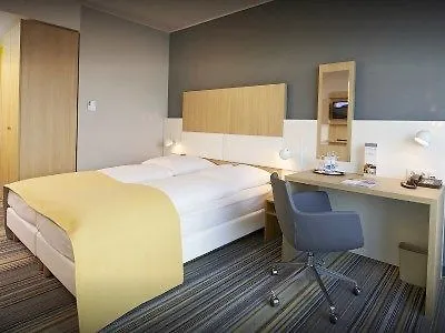 Premier Hotel 3*
